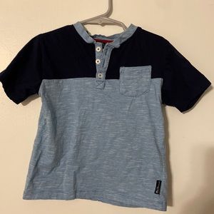 Blue tshirt